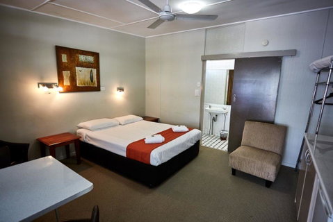 Anchorage Motor Inn - Accommodation QLD 3