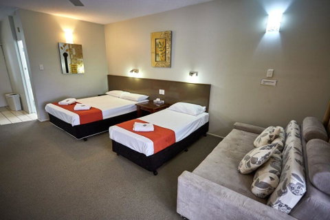 Anchorage Motor Inn - Accommodation QLD 2