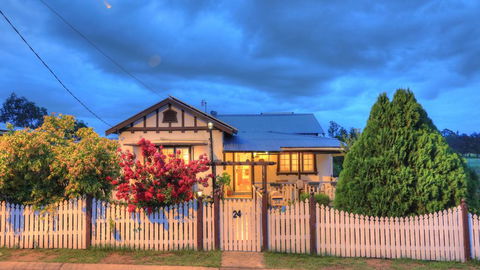 Andavine House - Bed & Breakfast - Accommodation QLD 0