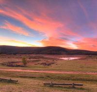 Anglers Reach Lakeside Village - Accommodation QLD