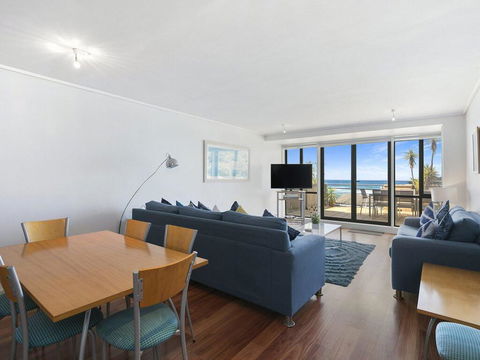 APARTMENT 11 PACIFIC APARTMENTS - Accommodation QLD 1