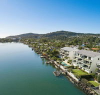 Apartment 5 Commodore - Accommodation QLD