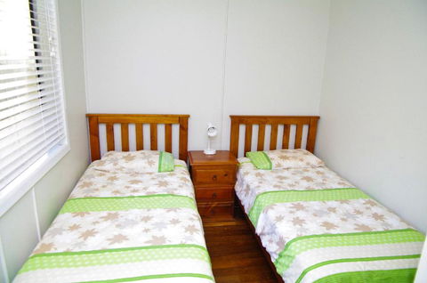 Apollo 2 9 Hodgson Street - Accommodation QLD 3
