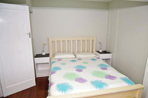 Apollo 2 9 Hodgson Street - Accommodation QLD 2