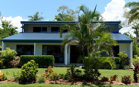 Apollo Jewel Beachfront Apartments - Accommodation QLD 0