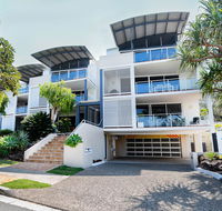 Aqua Promenade Beachfront Holiday Apartments - Accommodation QLD