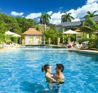 Aqualuna Beach Resort - Accommodation QLD