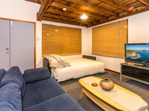 Aqualuna- Excellent Surfing Beaches. - Accommodation QLD 2