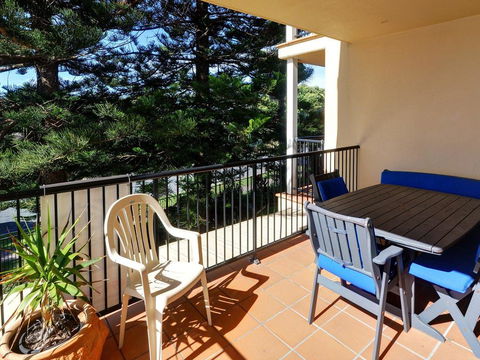 Aquarius Apartment 4 - Accommodation QLD 0