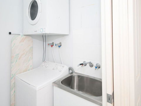 Aquarius Apartment 4 - Accommodation QLD 1