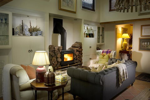 Arabella Guesthouse - Accommodation QLD 0