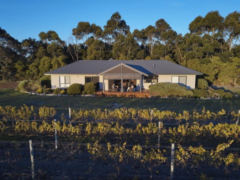 Arimia Estate Guesthouse - Accommodation QLD 0