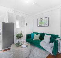 Art Deco Nook Around The Corner From Oxford St - Accommodation QLD