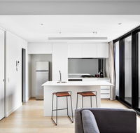 Art Series - The Johnson - Accommodation QLD