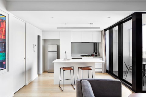 Art Series - The Johnson - Accommodation QLD 0