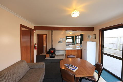 Arthur River Holiday Units - Accommodation QLD 2