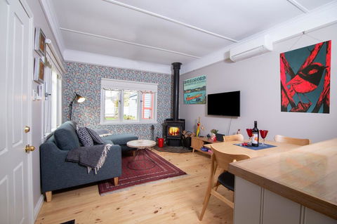 Artisan Retreat - Accommodation QLD 1