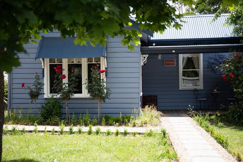 Artisan Retreat - Accommodation QLD 0