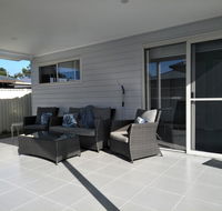 Ashley's retreat Short walk to beach - Accommodation QLD