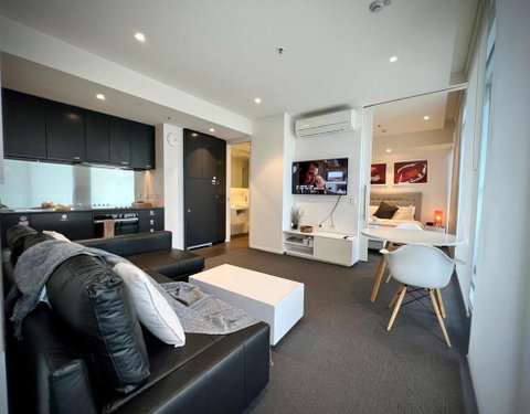 Luxury 2 Bedroom Suite Near Adelaide With A Car Park - Accommodation QLD 3