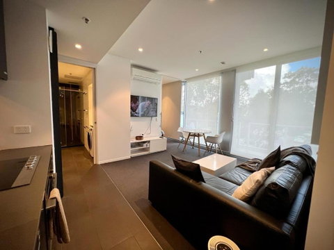 Luxury 2 Bedroom Suite Near Adelaide With A Car Park - Accommodation QLD 2