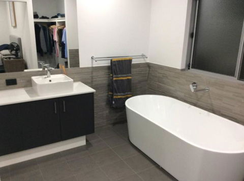 Luxury & Gives You It All - Accommodation QLD 1