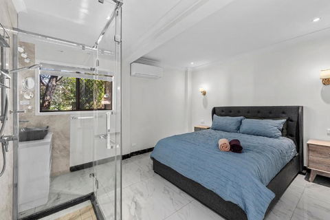 Luxury Living 2B2B In Southern Brisbane Parking - Accommodation QLD 2