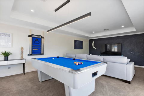 Luxury Riverside Escape With Private Jetty On The Murray River - Accommodation QLD 1