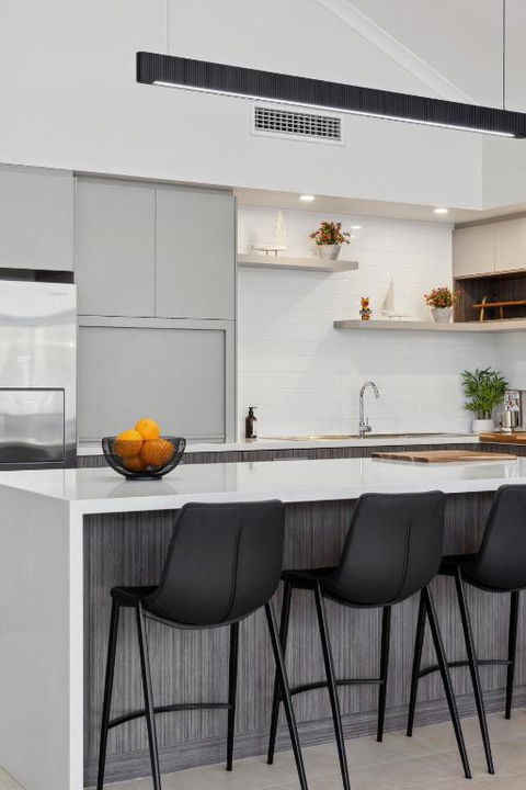 Luxury Riverside Escape With Private Jetty On The Murray River - Accommodation QLD 3