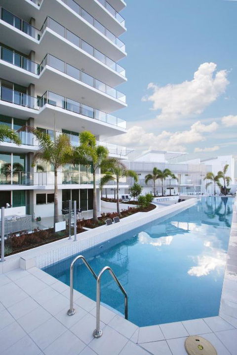 M1 Resort - Accommodation QLD 1