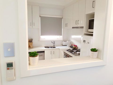 M4 West Perth Studio Apartment Near Kings Park - Accommodation QLD 2