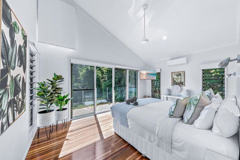 MANDALAY ESCAPE, SECLUSION & SERENITY WITH A POOL - Accommodation QLD 1