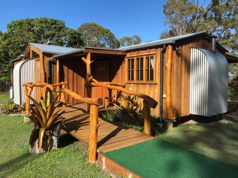 MANGO LODGE River Heads - Accommodation QLD 0