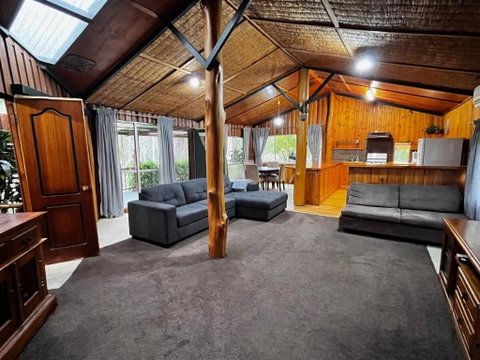 Mannland Cottage Retreat - Accommodation QLD 0