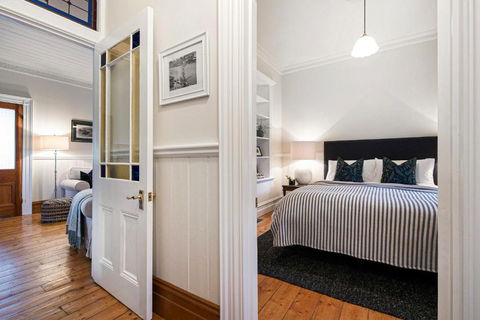 MARIGOLD COTTAGE Charming 1870s Central Daylesford Cottage - Accommodation QLD 1