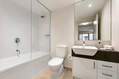 Melbourne Carlton Central Apartment Hotel Official - Accommodation QLD 2