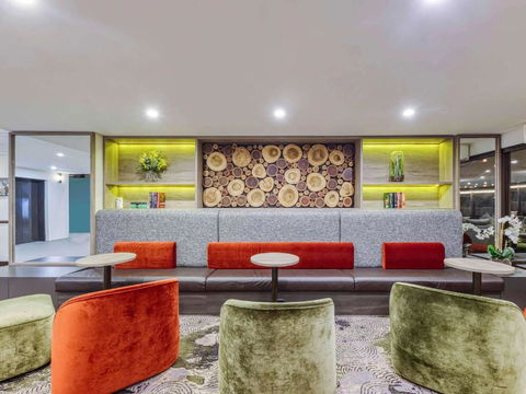 Mercure Penrith - Accommodation QLD 3