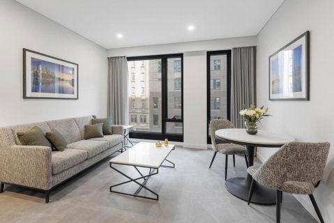 Meriton Suites Melbourne - Accommodation QLD 0