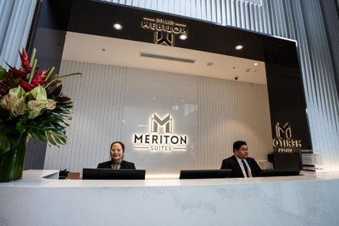 Meriton Suites Liverpool - Accommodation QLD 3