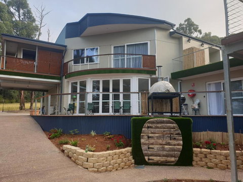 Merry Mary - Accommodation QLD 0