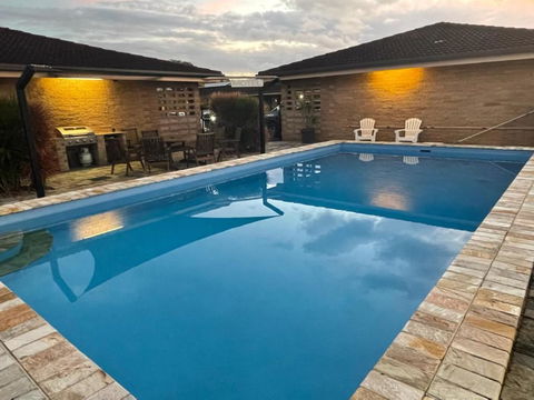 Milgate Motel - Accommodation QLD 3