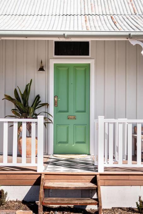 Mill Cottage - Accommodation QLD 2