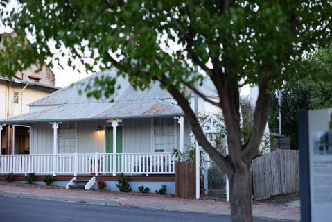 Mill Cottage - Accommodation QLD 1
