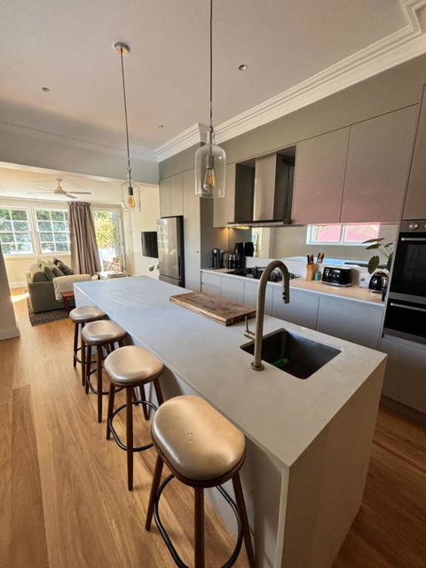 Marrickville Unique And Fresh Renovated Apartment - Accommodation QLD 1