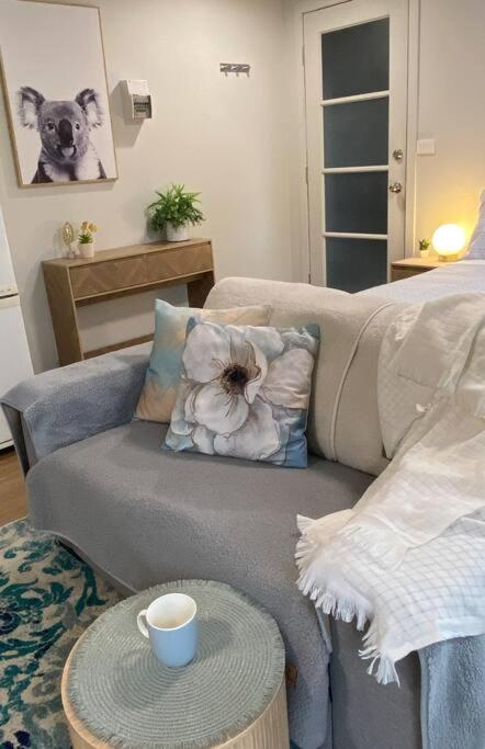 MEPLE, Tiny Home, Pets, Walk2Food, WiFi, Bfast, - Accommodation QLD 2