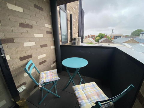 Modern 1 Bedroom Apartment In Brunswick East Near CBD - Accommodation QLD 0