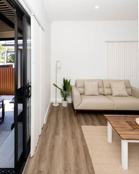 Modern Home In The Heart Of Bankstown - Accommodation QLD 0
