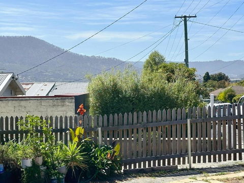 Montrose Lodge 10 Min To City & 20 Min To Airport - Accommodation QLD 2