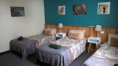 Moe Motor Inn - Contactless 24 Hour Checkinn Available - Accommodation QLD 2