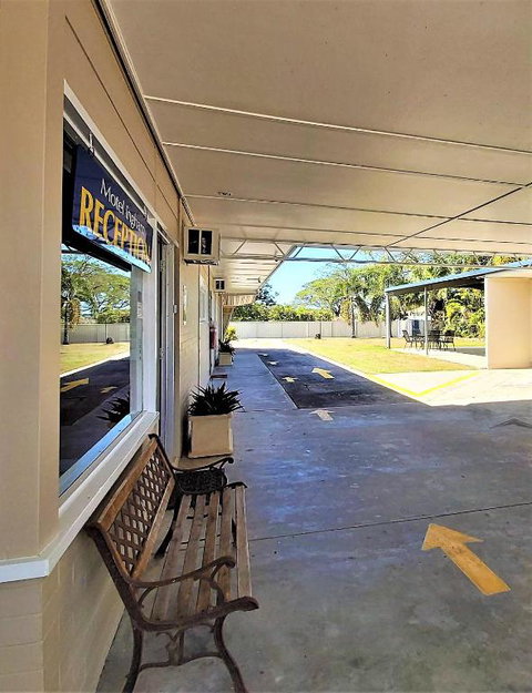 Motel Ingham - Accommodation QLD 2